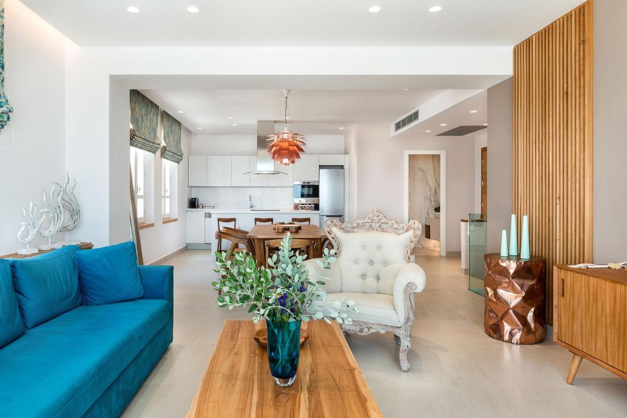 Avra Apartments Venetian Harbour Chania  Exterior photo